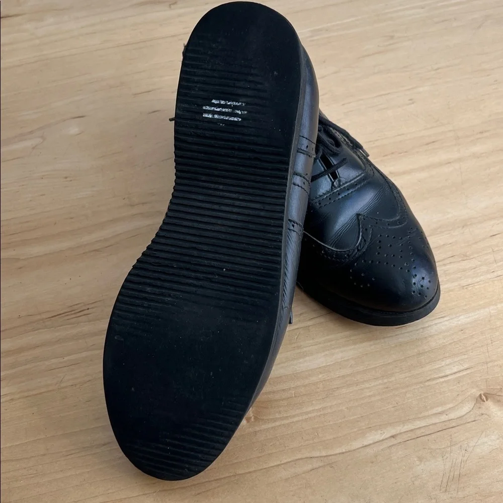 Dr. Scholls elegant black